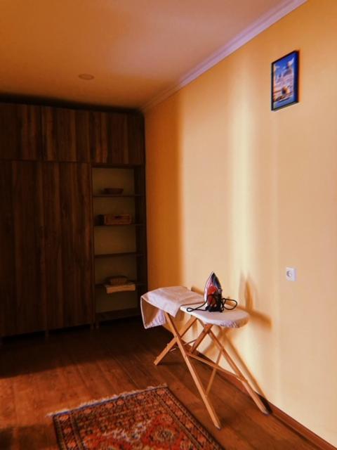 Home Away Home In Heart Of Tbilisi Exterior foto